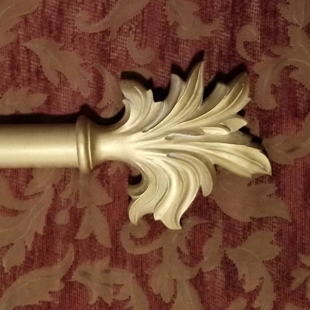 Elegant Gold Leaf Curtain Rod